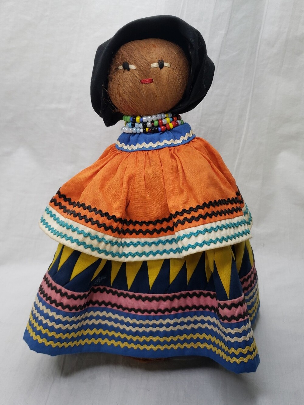 Vintage Seminole Indian Palmetto Doll 9.5 Inches With Stand